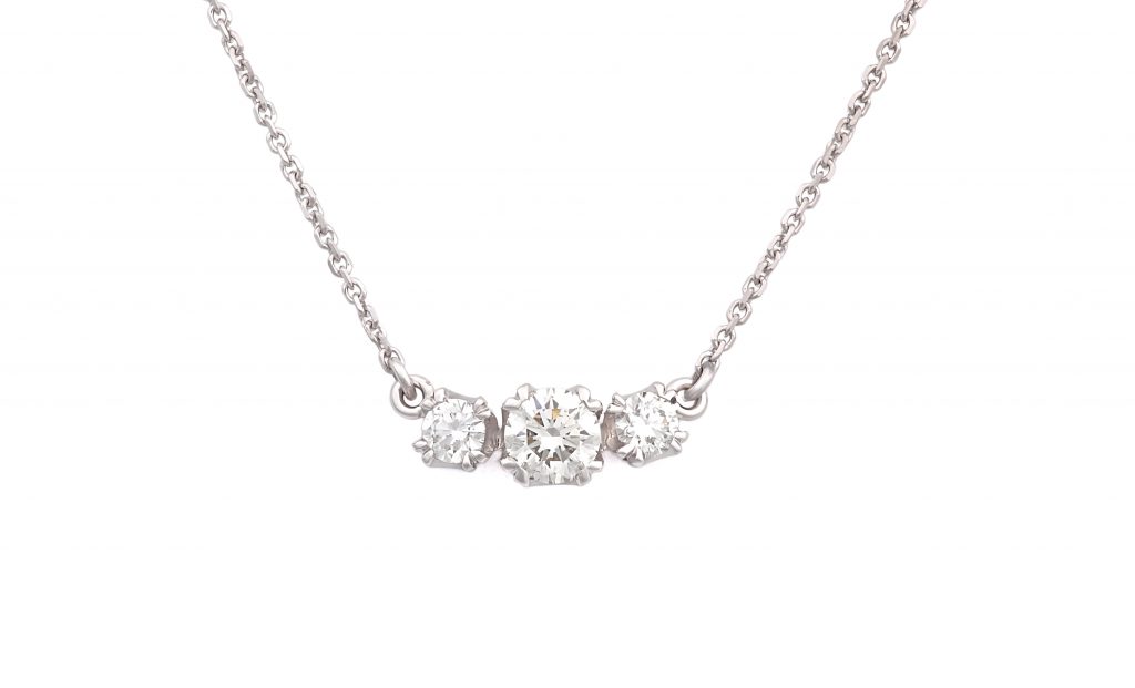 Náhrdelník z bílého zlata s diamanty Náhrdelník z bílého zlata s diamanty